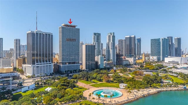 50 Biscayne Boulevard 4507, Miami, FL 33132