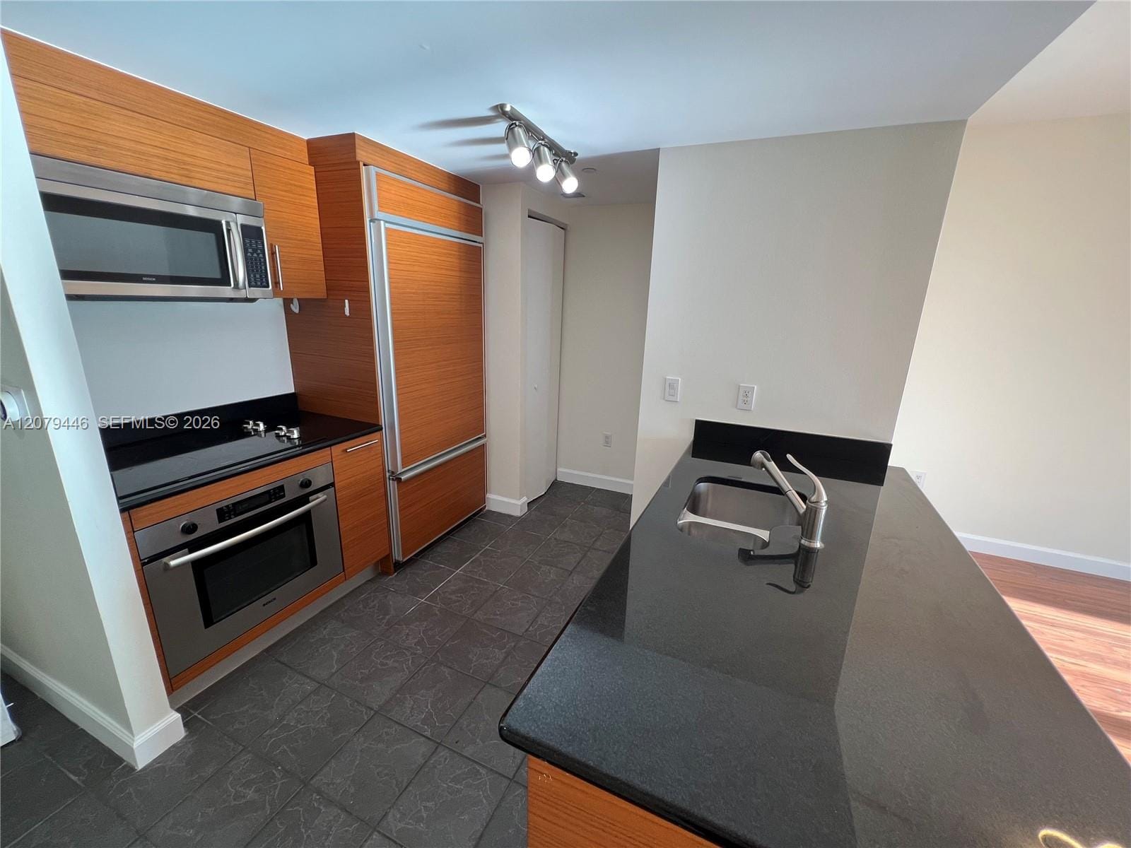 50 Biscayne Boulevard 4507, Miami, FL 33132 photo 3