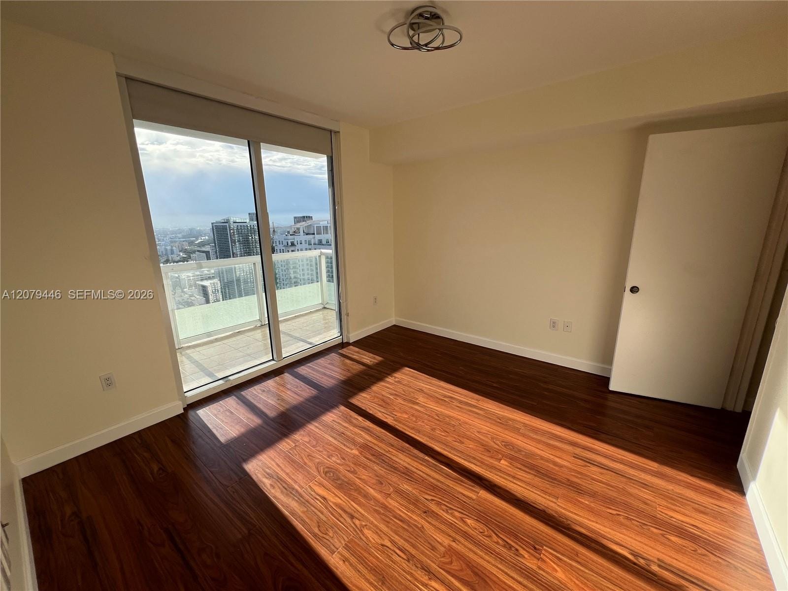 50 Biscayne Boulevard 4507, Miami, FL 33132 photo 6