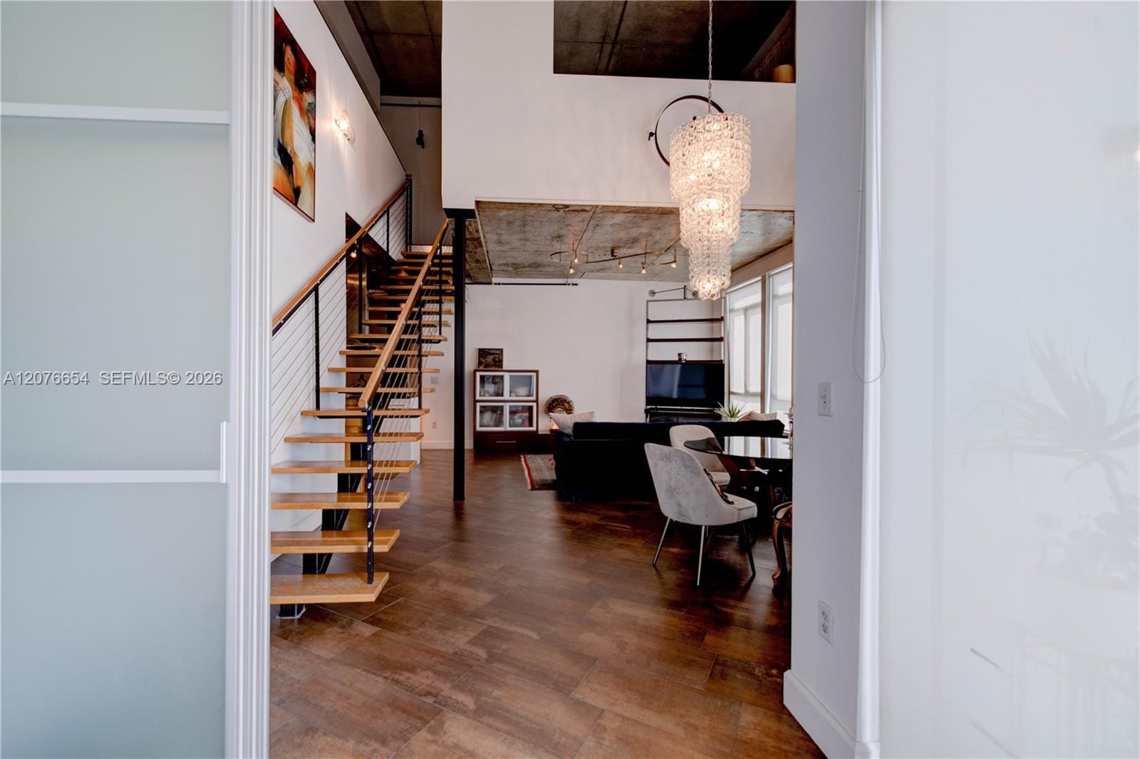 10 S River Drive PHII08 — photo 2
