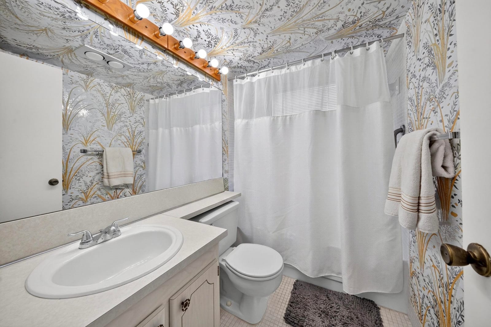 64 Upminster C 64, Deerfield Beach, FL 33442 photo 14