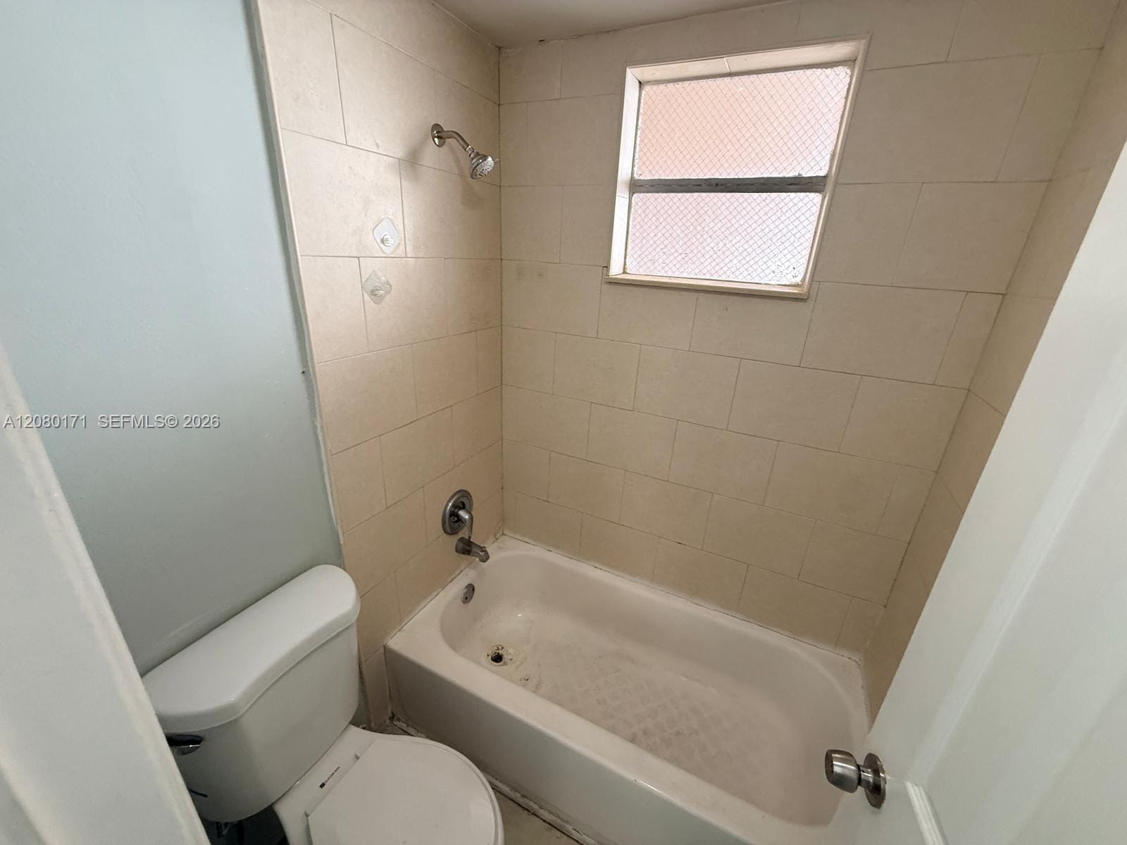 525 W 69th Street 106, Hialeah, FL 33014 photo 8