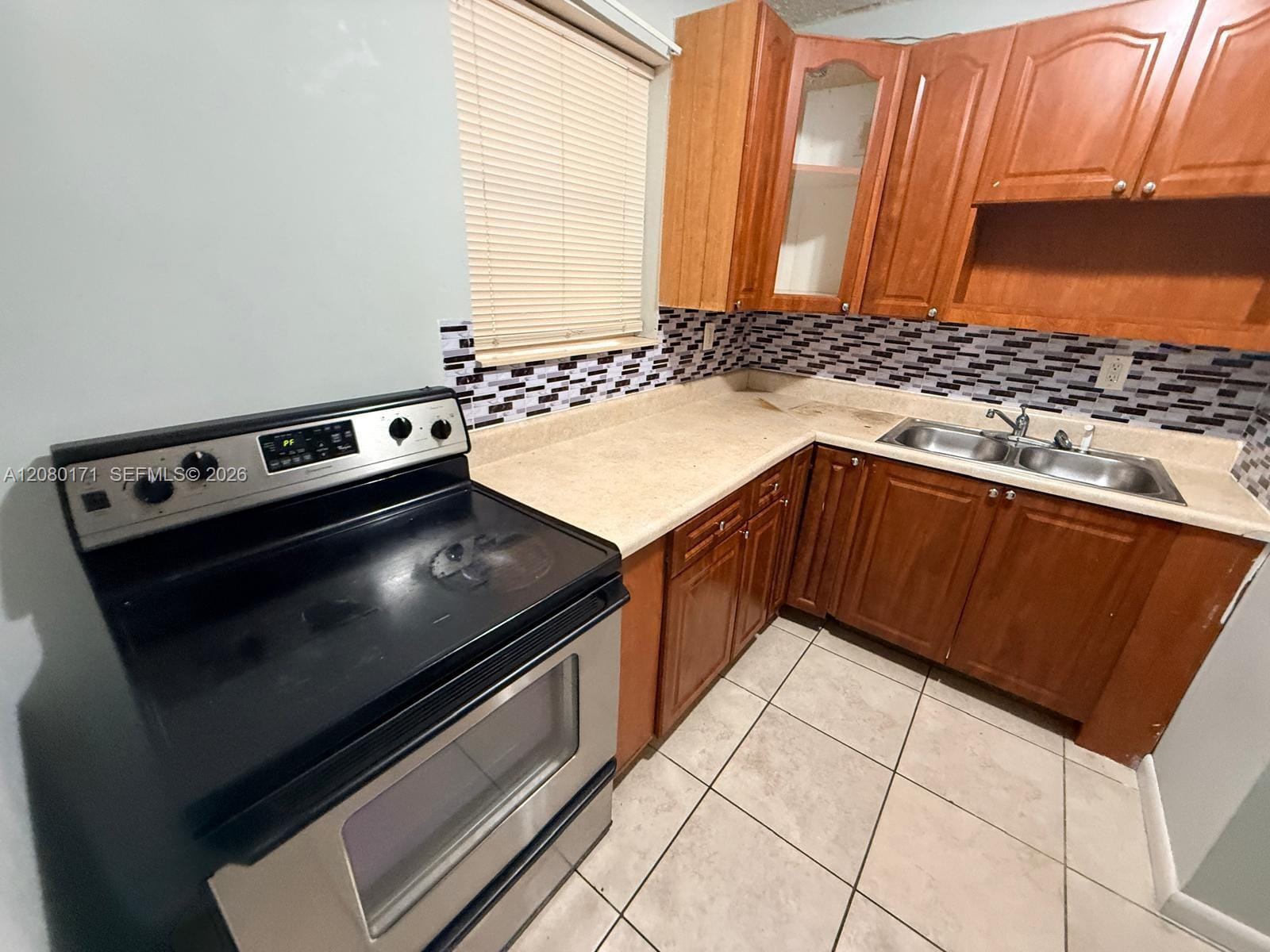 525 W 69th Street 106, Hialeah, FL 33014