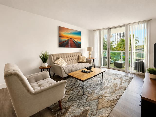 19370 Collins Avenue 301, Ocean Reserve, Sunny Isles Beach, FL