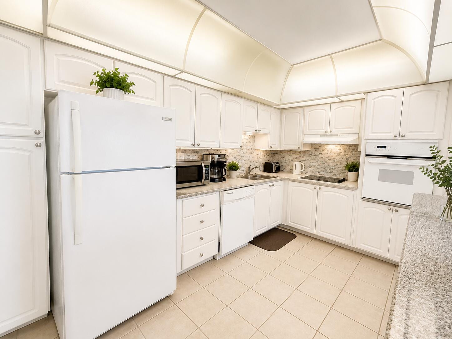 19370 Collins Avenue 301 — photo 6