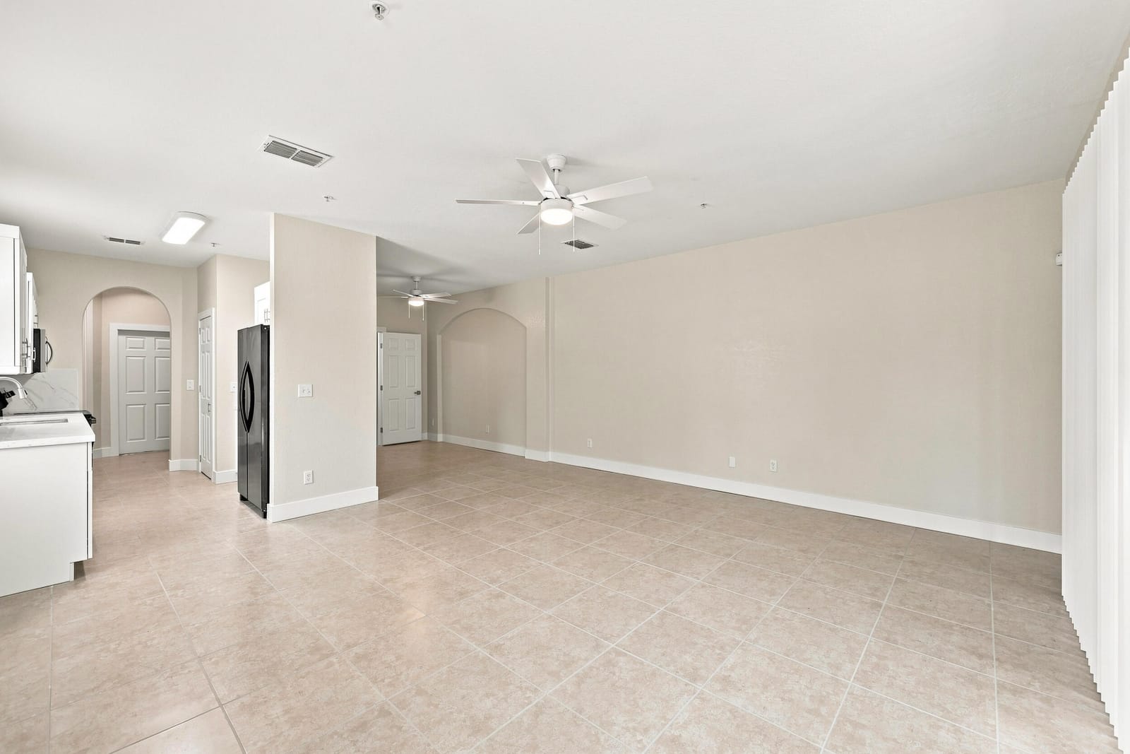 813 Pipers Cay Drive — photo 8