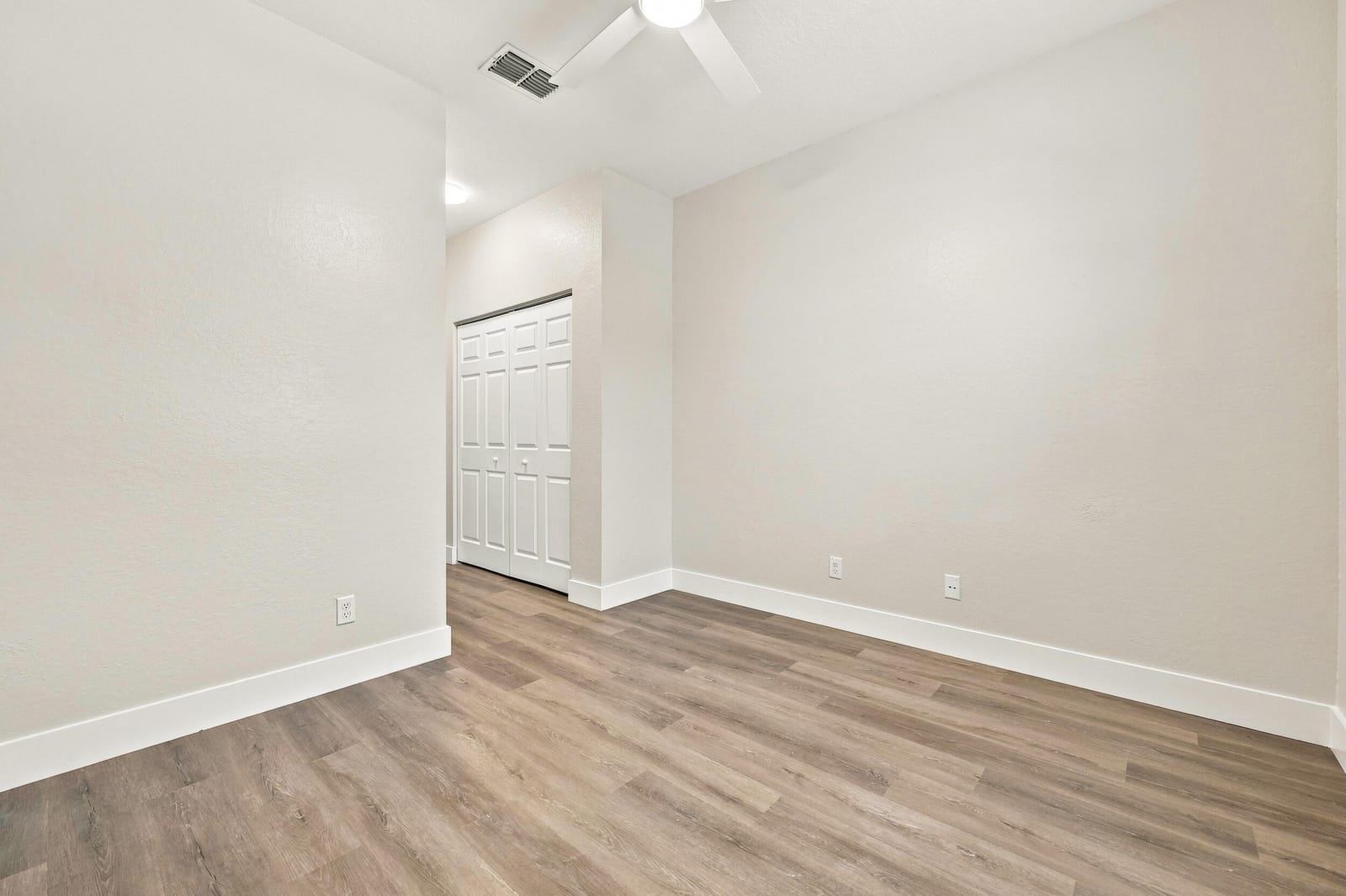 813 Pipers Cay Drive, West Palm Beach, FL 33415 photo 25