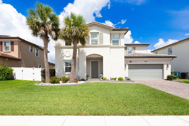 7691 NW GREENSPRING Street, Port St. Lucie, FL 34987