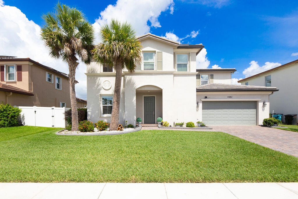 7691 NW GREENSPRING Street, Port St. Lucie, FL 34987
