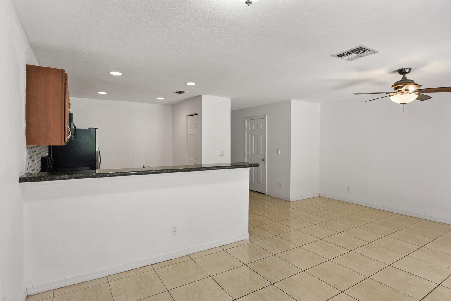 2257 SW MARSHFIELD Court 2257 — photo 3