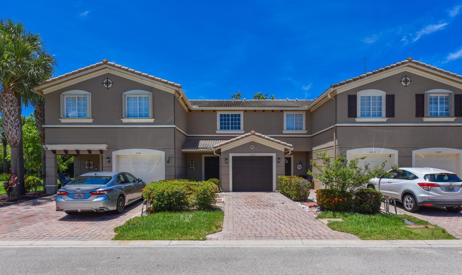 2257 SW MARSHFIELD Court 2257