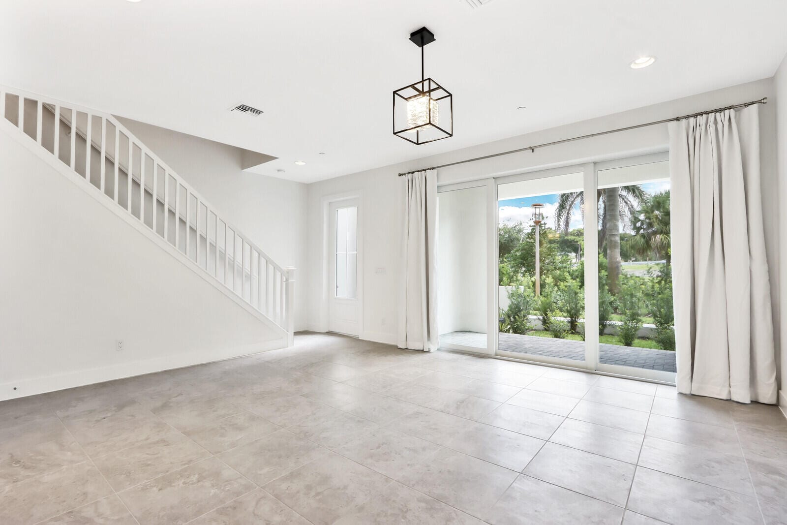 12556 Gross Pointe Drive — photo 7