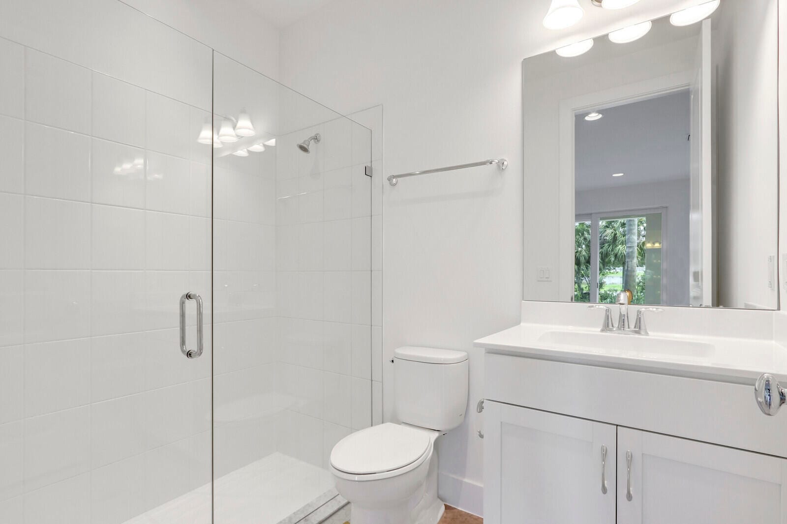 12556 Gross Pointe Drive — photo 9