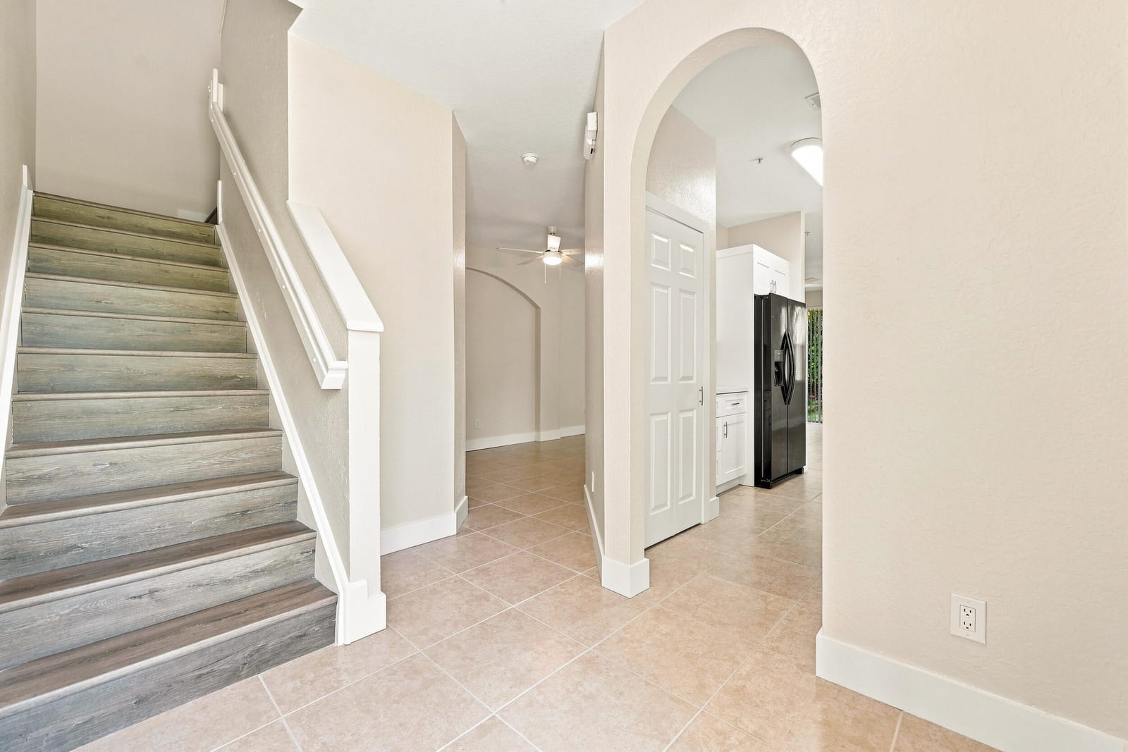 813 Pipers Cay Drive, West Palm Beach, FL 33415 photo 5
