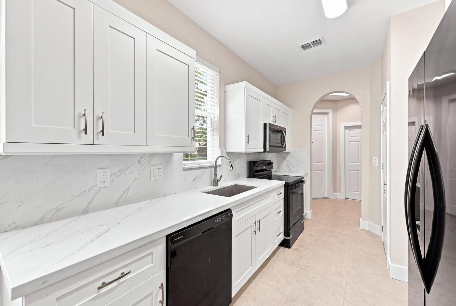 813 Pipers Cay Drive, West Palm Beach, FL 33415 photo 9
