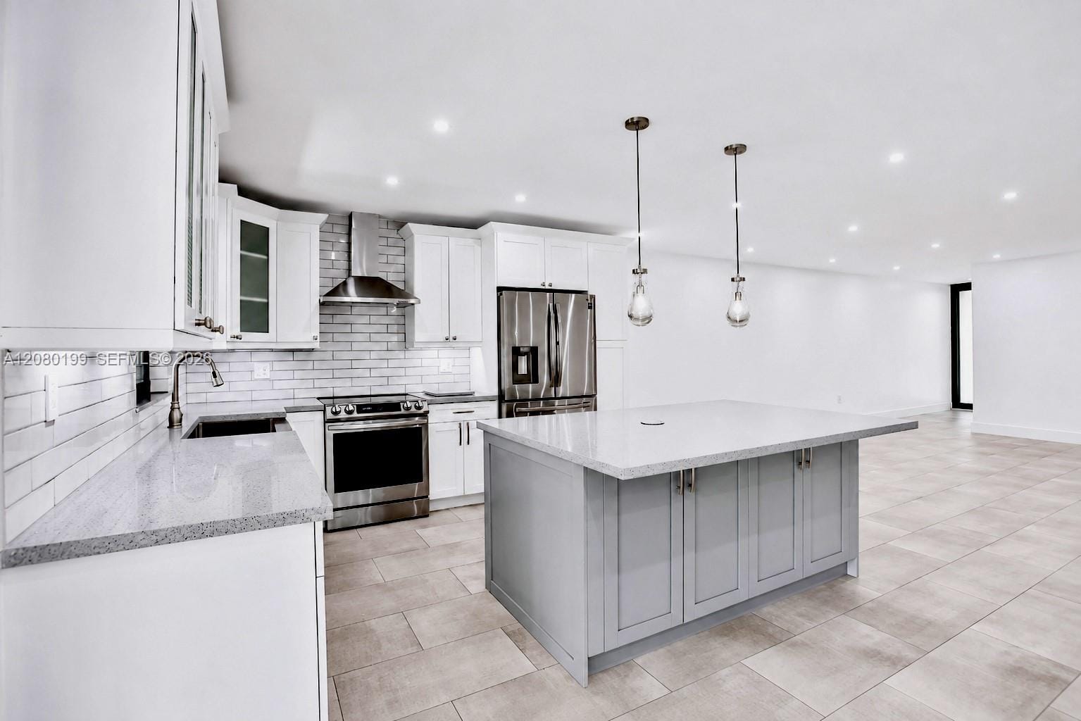 7020 Crown Gate Drive 7020 — photo 12