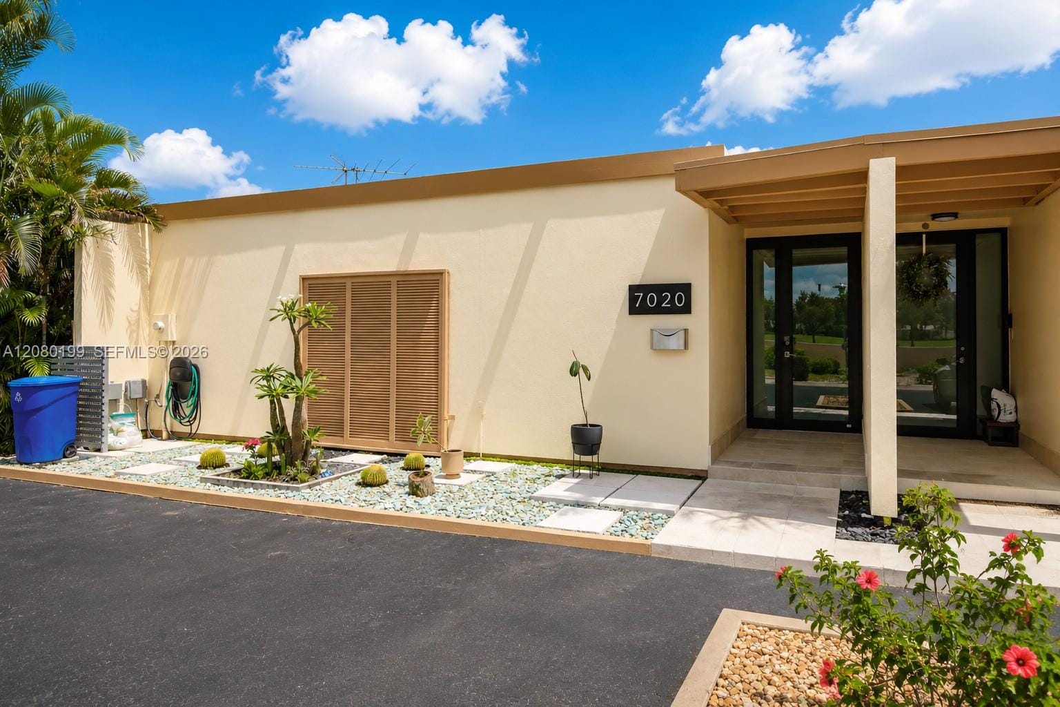 7020 Crown Gate Drive 7020 — photo 3