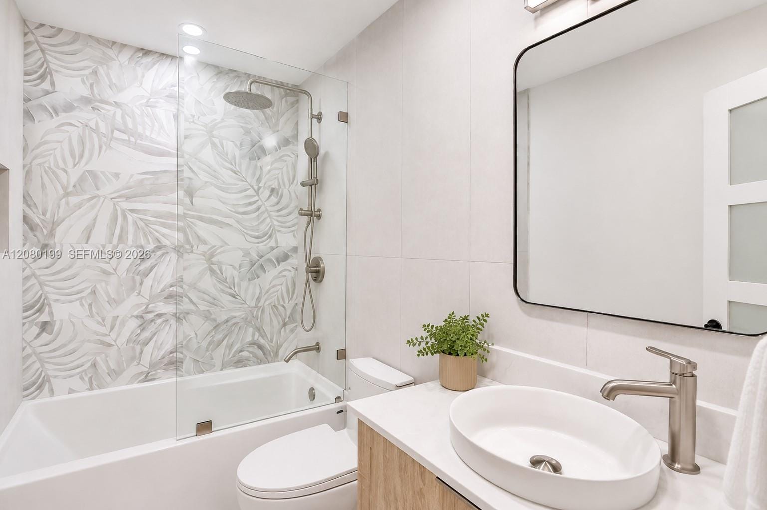 7020 Crown Gate Drive 7020 — photo 8