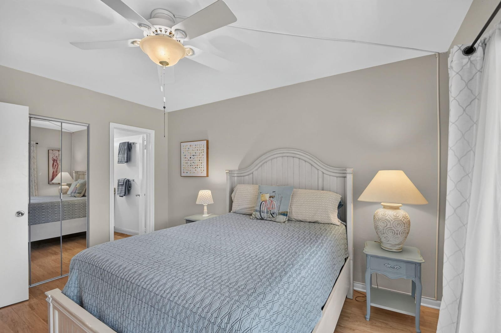 2880 LAKE OSBORNE Drive 203 — photo 11