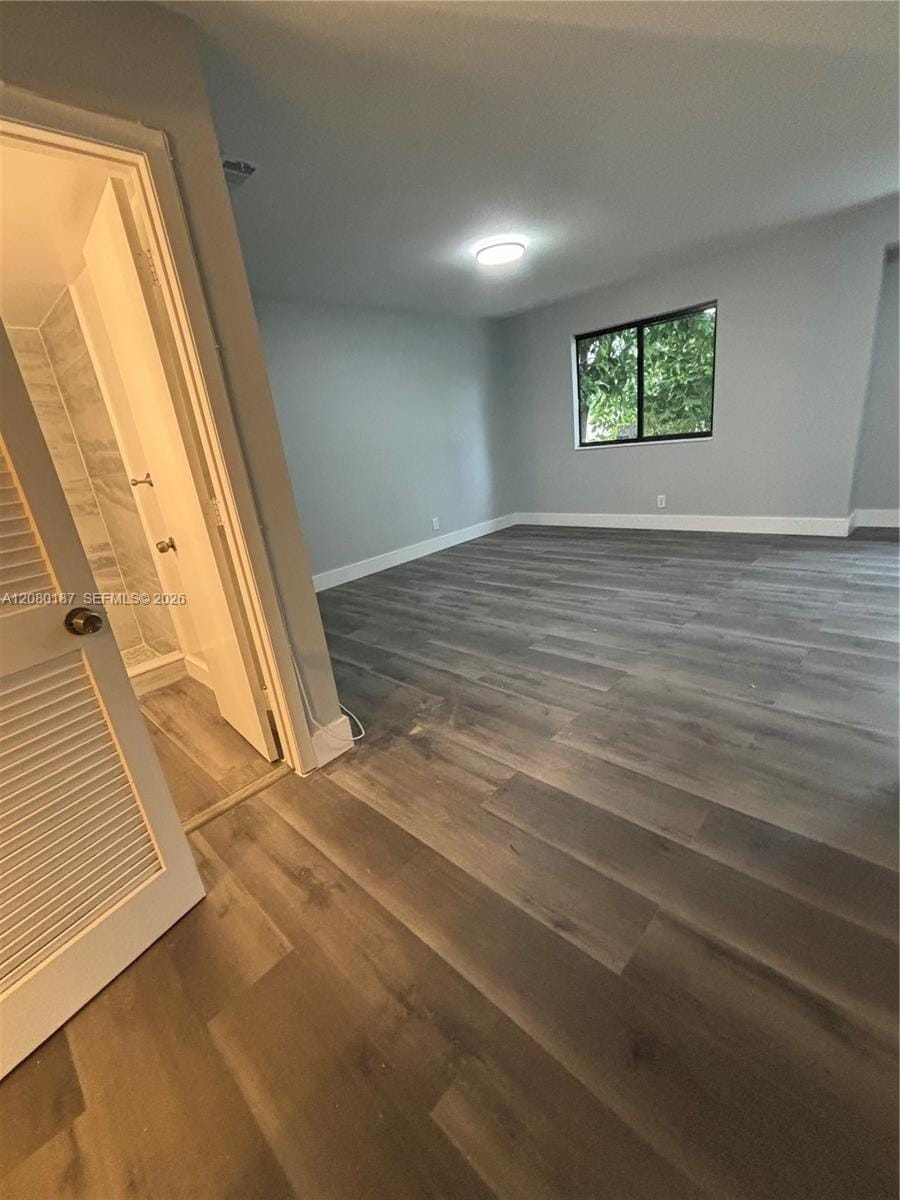 453 NE 210th Terrace, Miami, FL 33179 photo 18