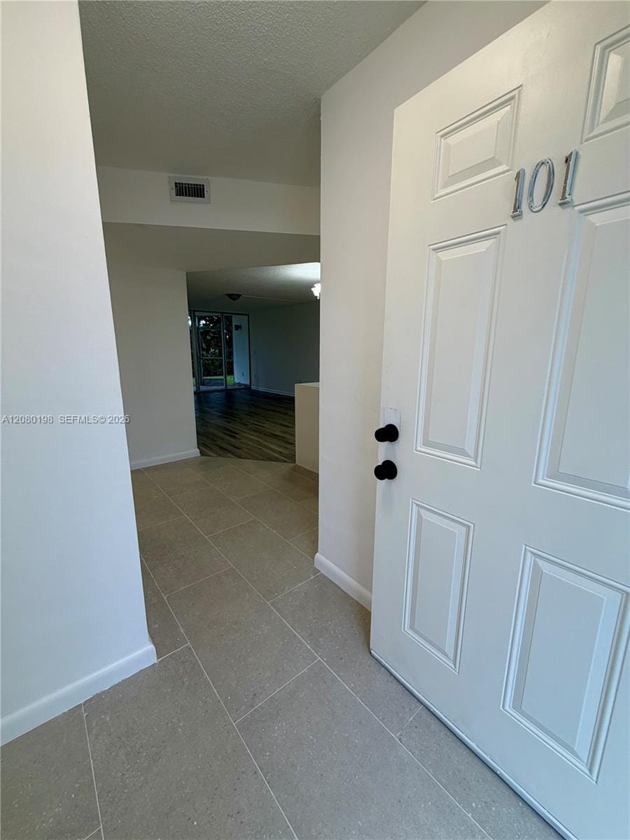 1101 NE 191st Street H101 — photo 4