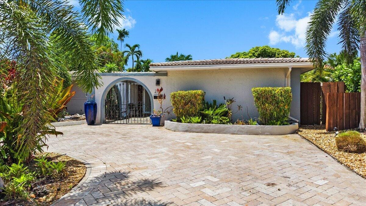 2137 NE 17TH Avenue, Wilton Manors, FL 33305 photo 16