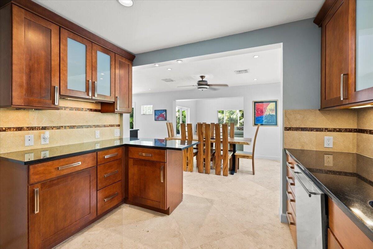 2137 NE 17TH Avenue, Wilton Manors, FL 33305 photo 29
