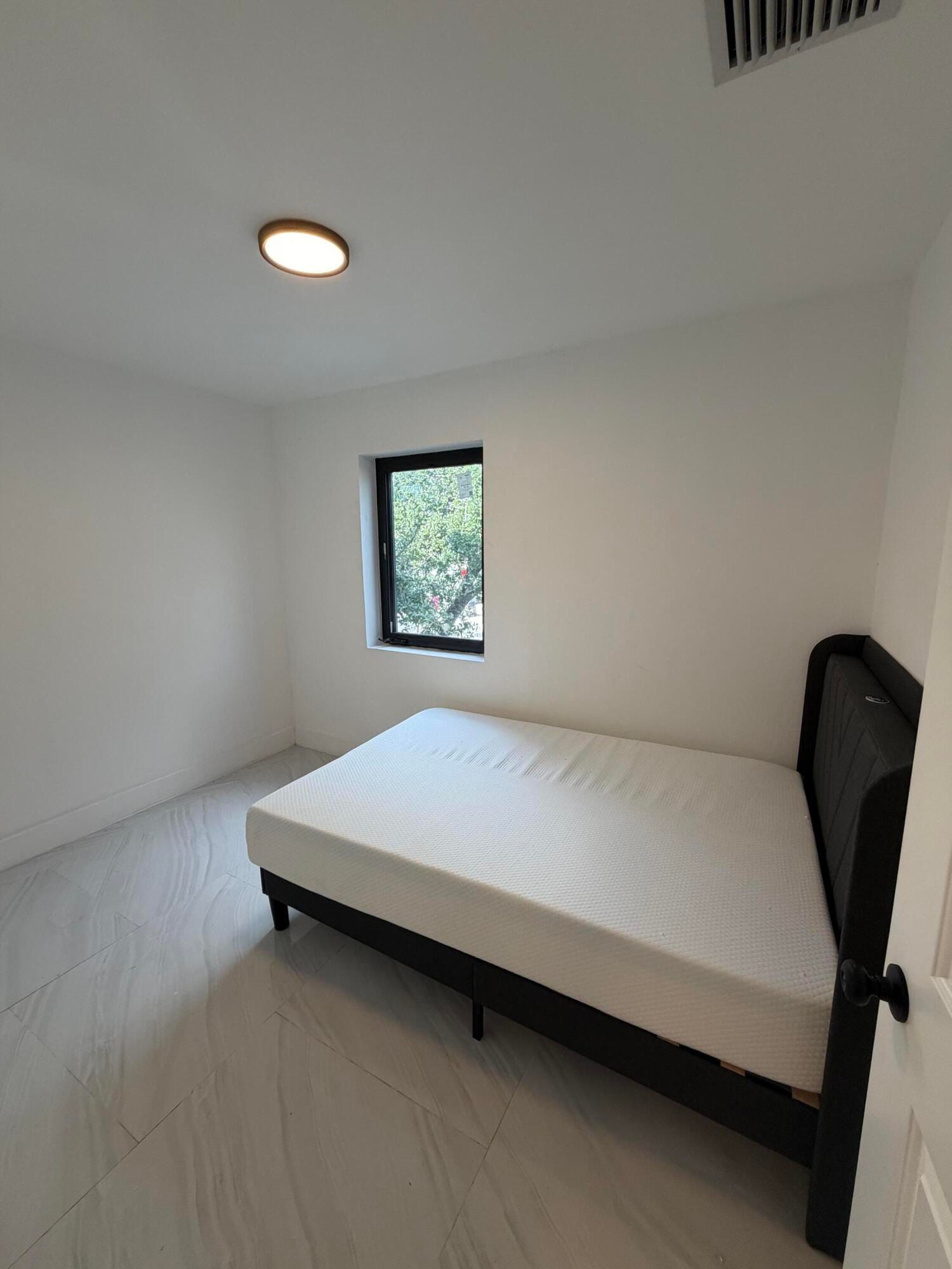 8211 BISCAYNE Boulevard 2, Miami, FL 33138 photo 7