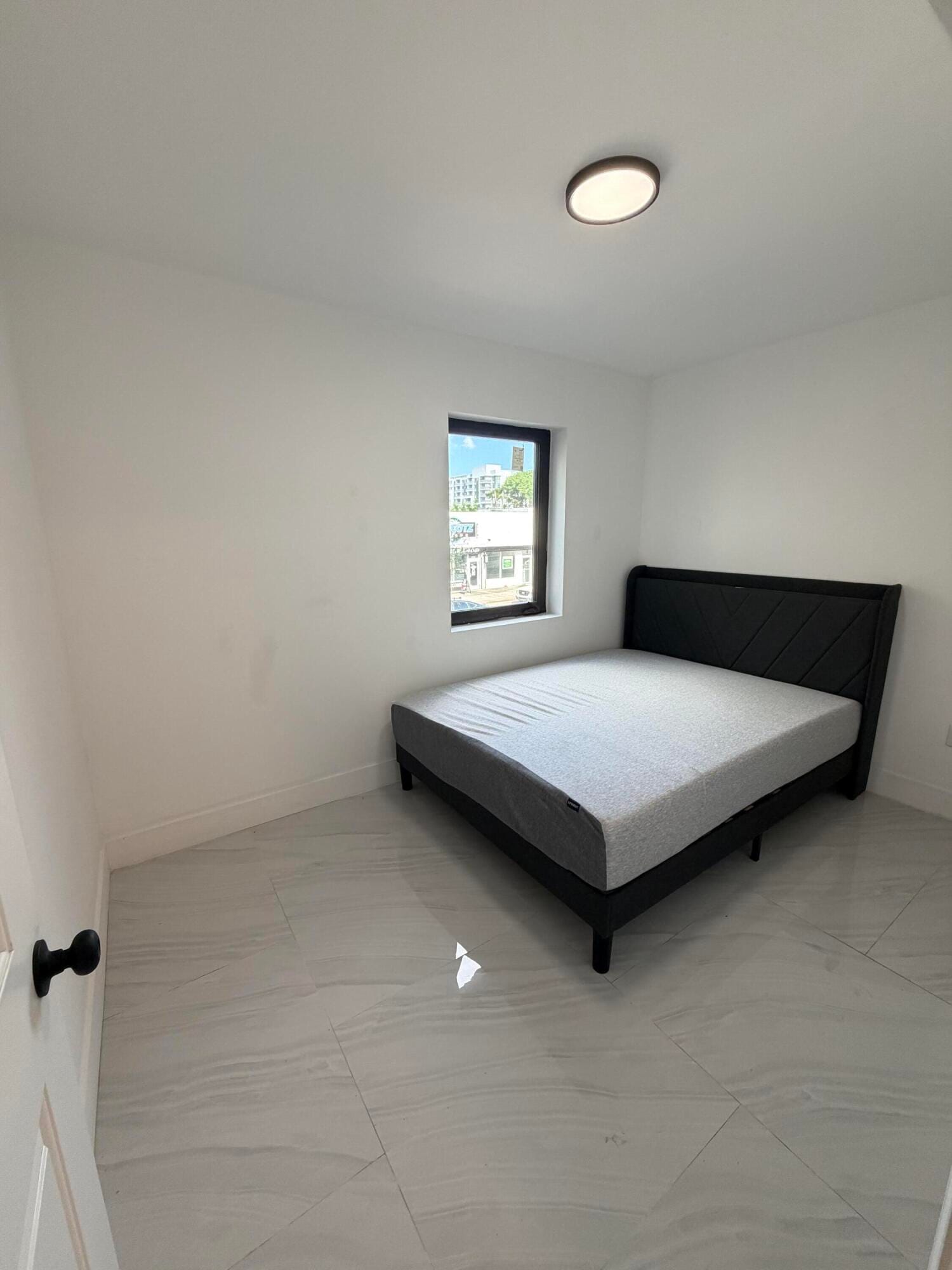 8211 BISCAYNE Boulevard 2, Miami, FL 33138 photo 8