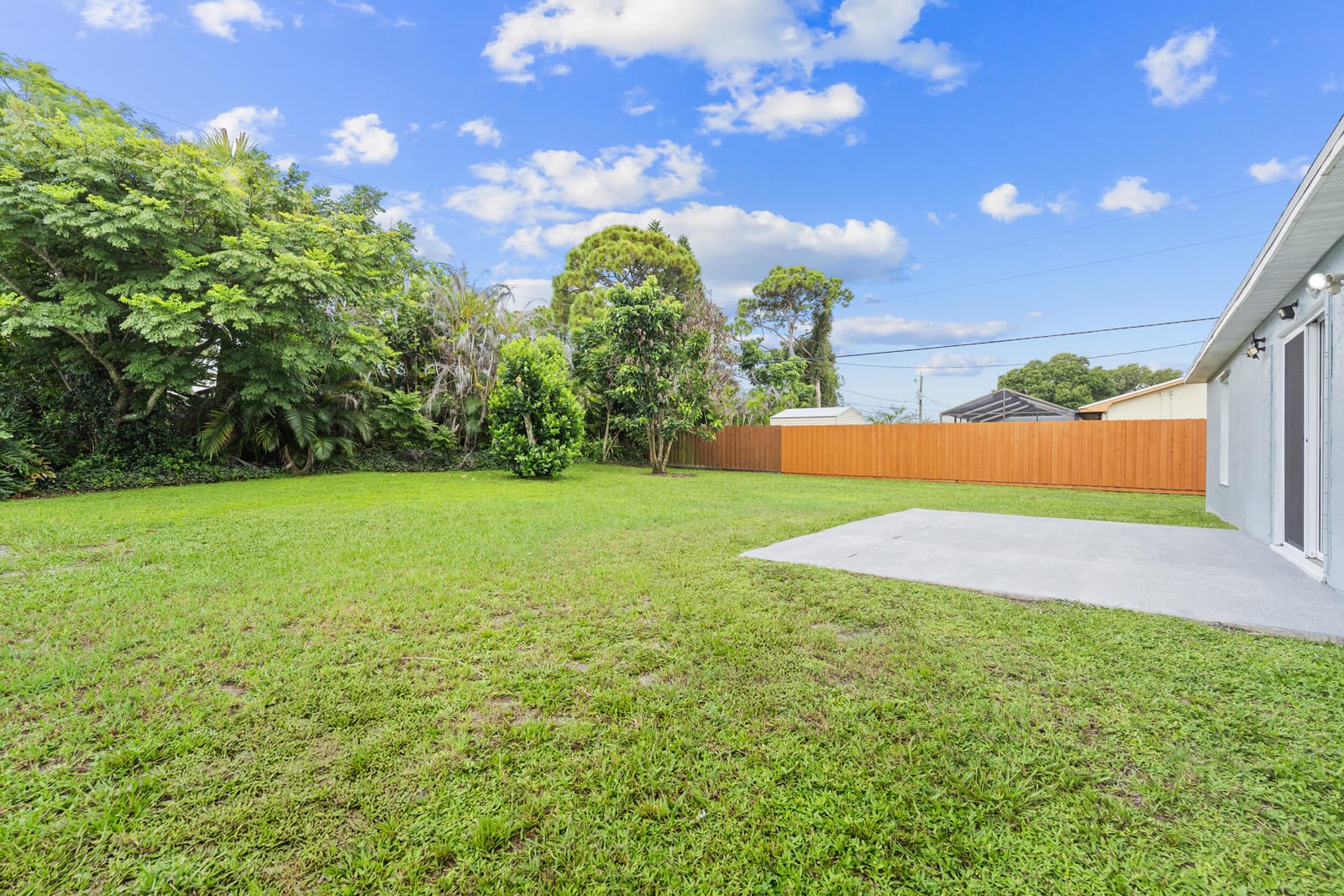 282 SE WALSH Terrace, Port St. Lucie, FL 34983 photo 5