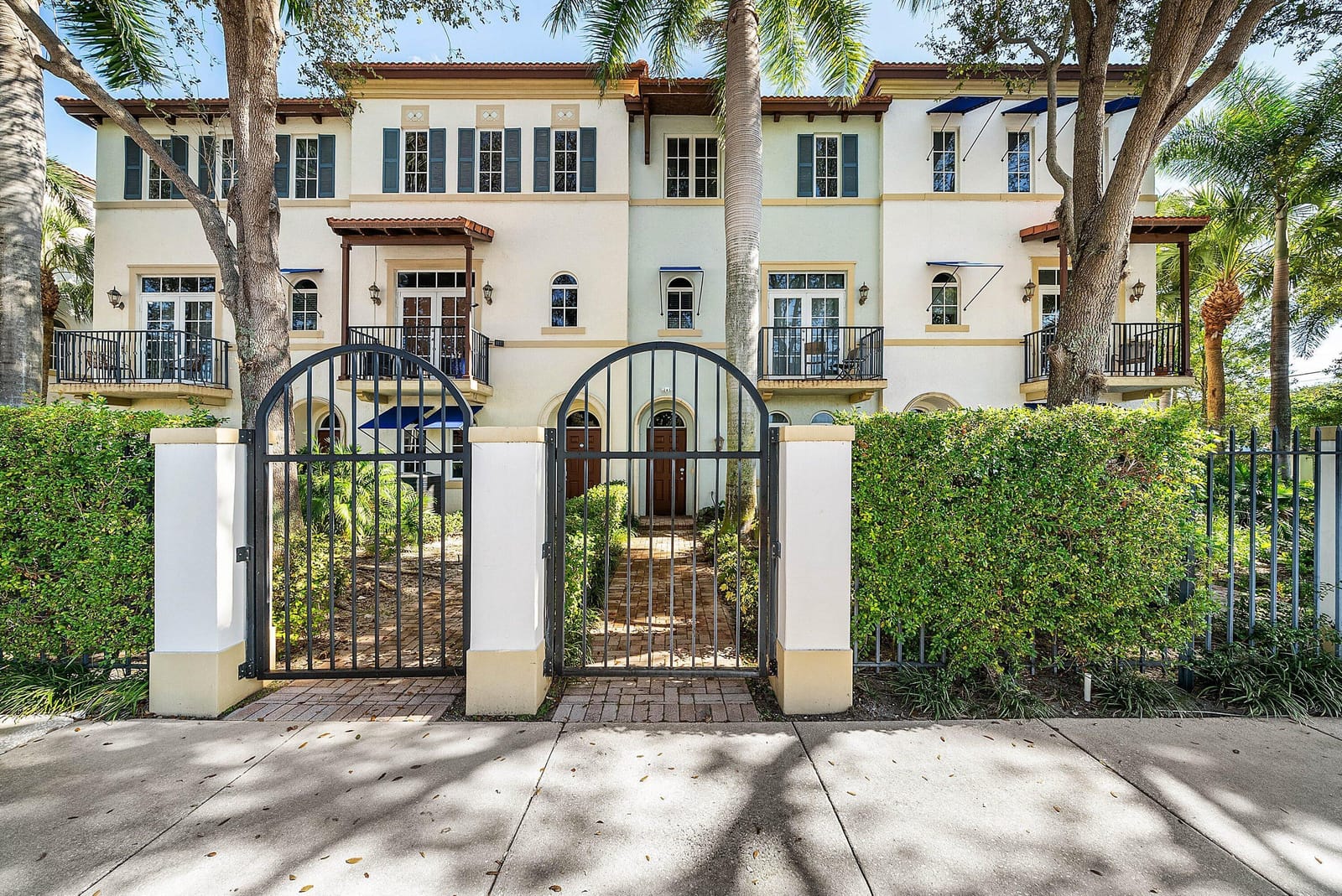 3281 Estancia Lane, Boynton Beach, FL 33435