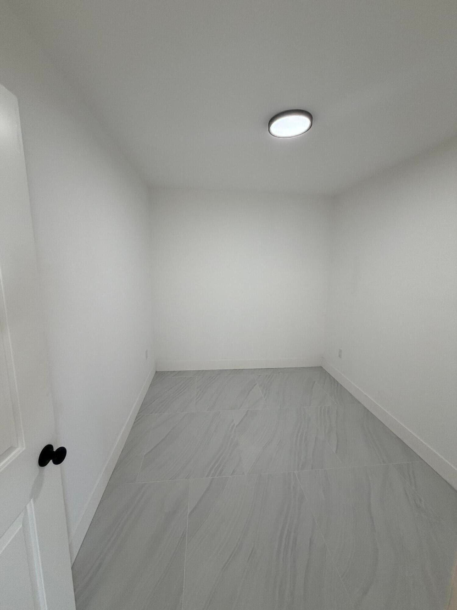 8211 BISCAYNE Boulevard 3 — photo 11