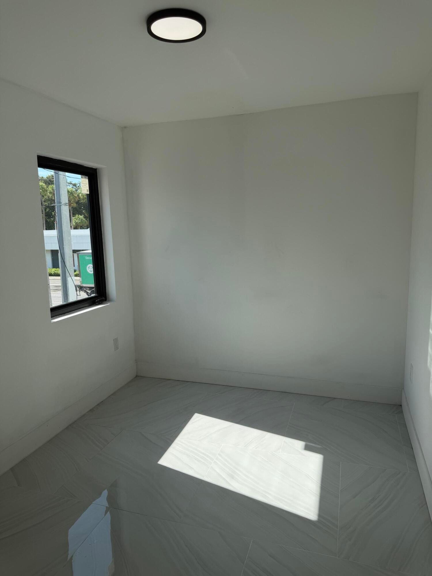 8211 BISCAYNE Boulevard 3 — photo 10