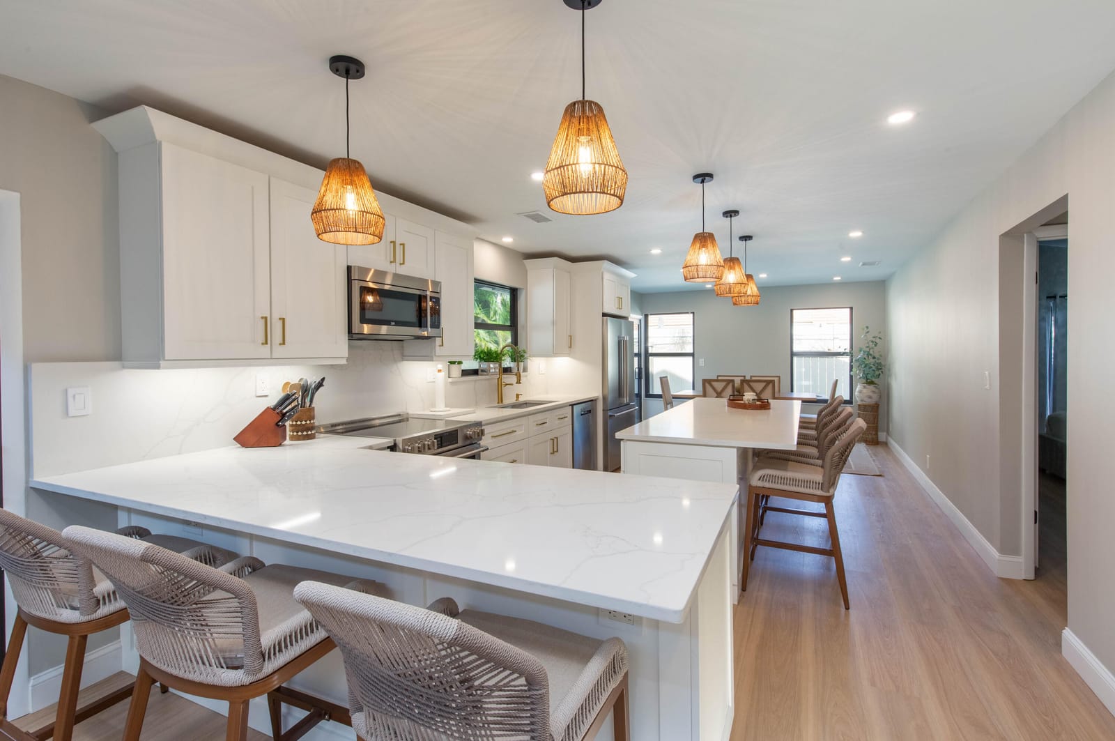 2478 Bedford Mews Drive — photo 3