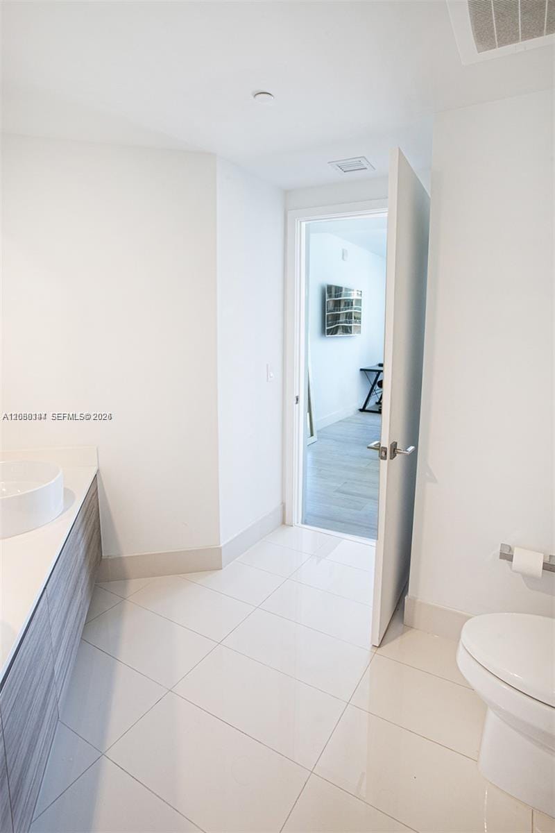 121 NE 34th Street 2616, Miami, FL 33137 photo 13