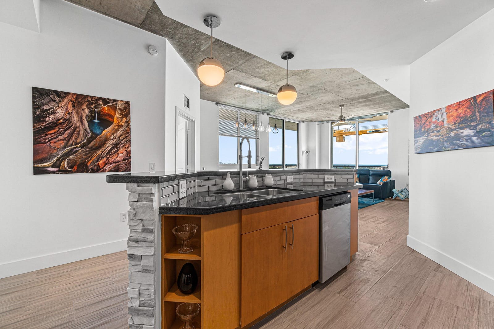 300 S AUSTRALIAN Avenue 1520 — photo 4