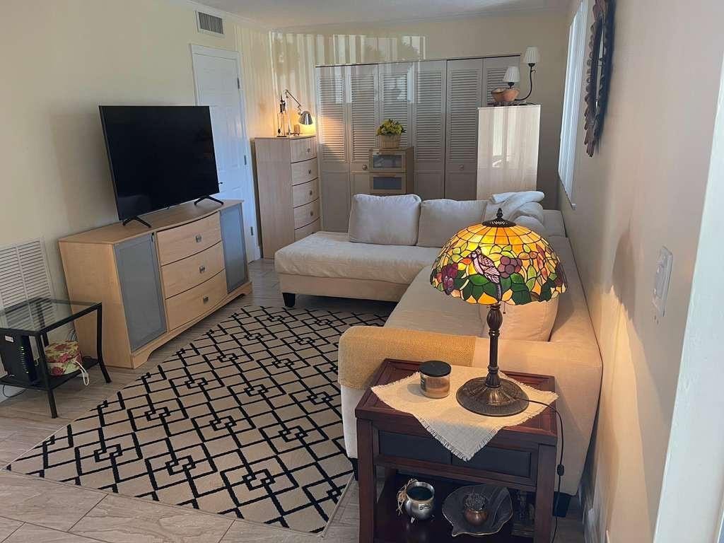 2566 S GARDEN Drive S 108 — photo 7