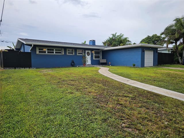 20700 Leeward Lane, Cutler Bay, FL 33189