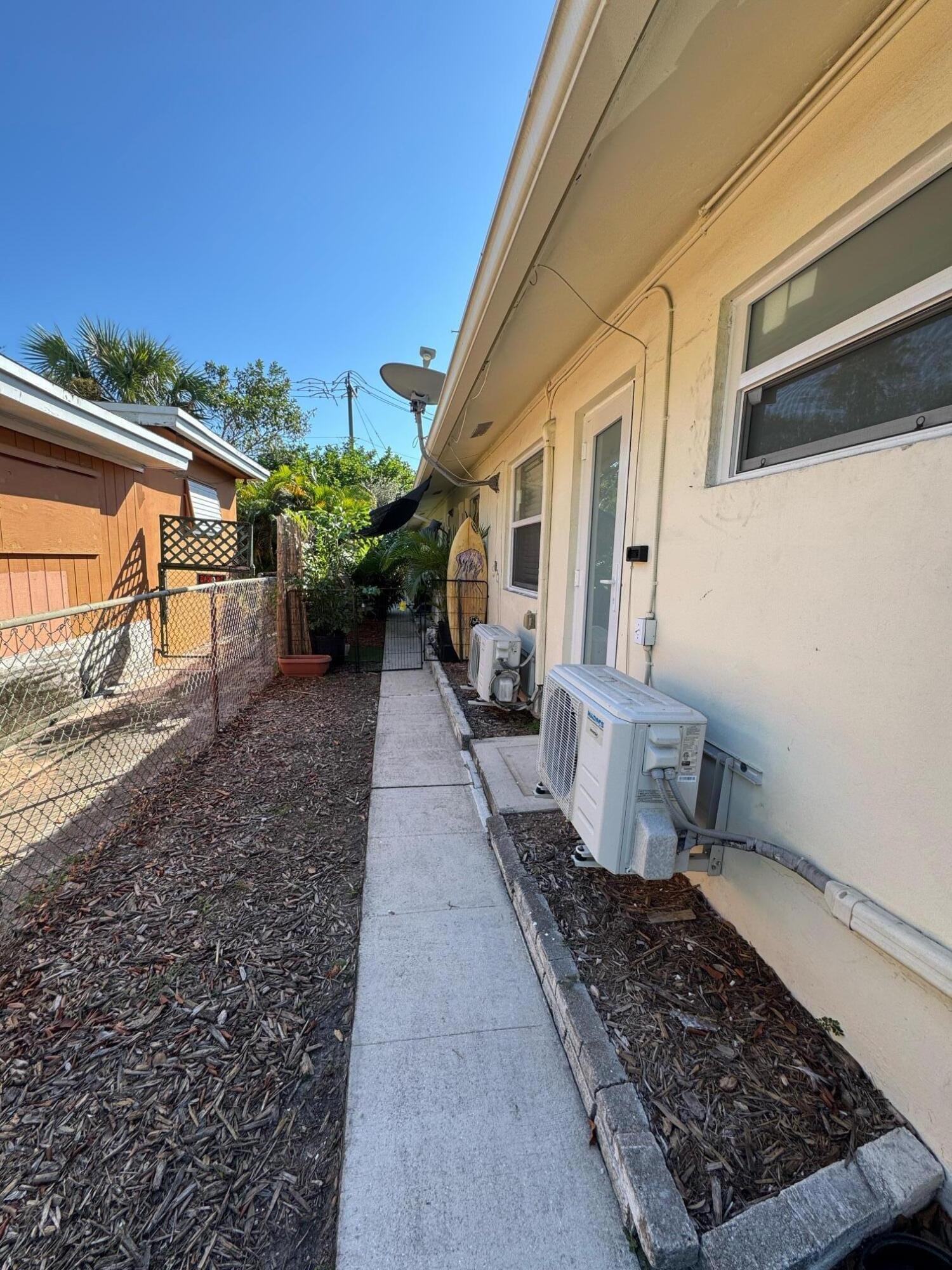 340 SW 16th Court 1 — photo 9