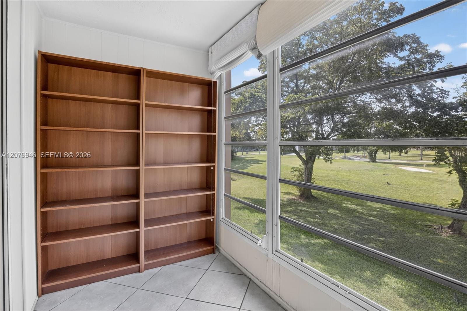 9261 Sunrise Lakes Boulevard 203, Sunrise, FL 33322 photo 28