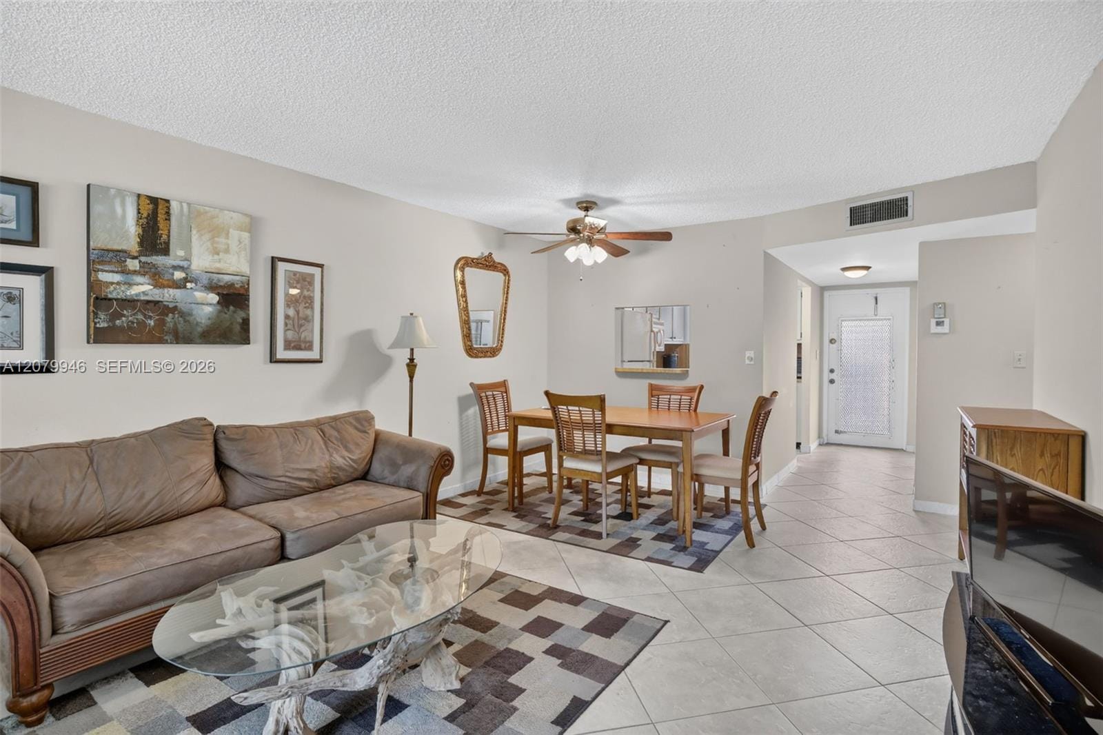9261 Sunrise Lakes Boulevard 203, Sunrise, FL 33322