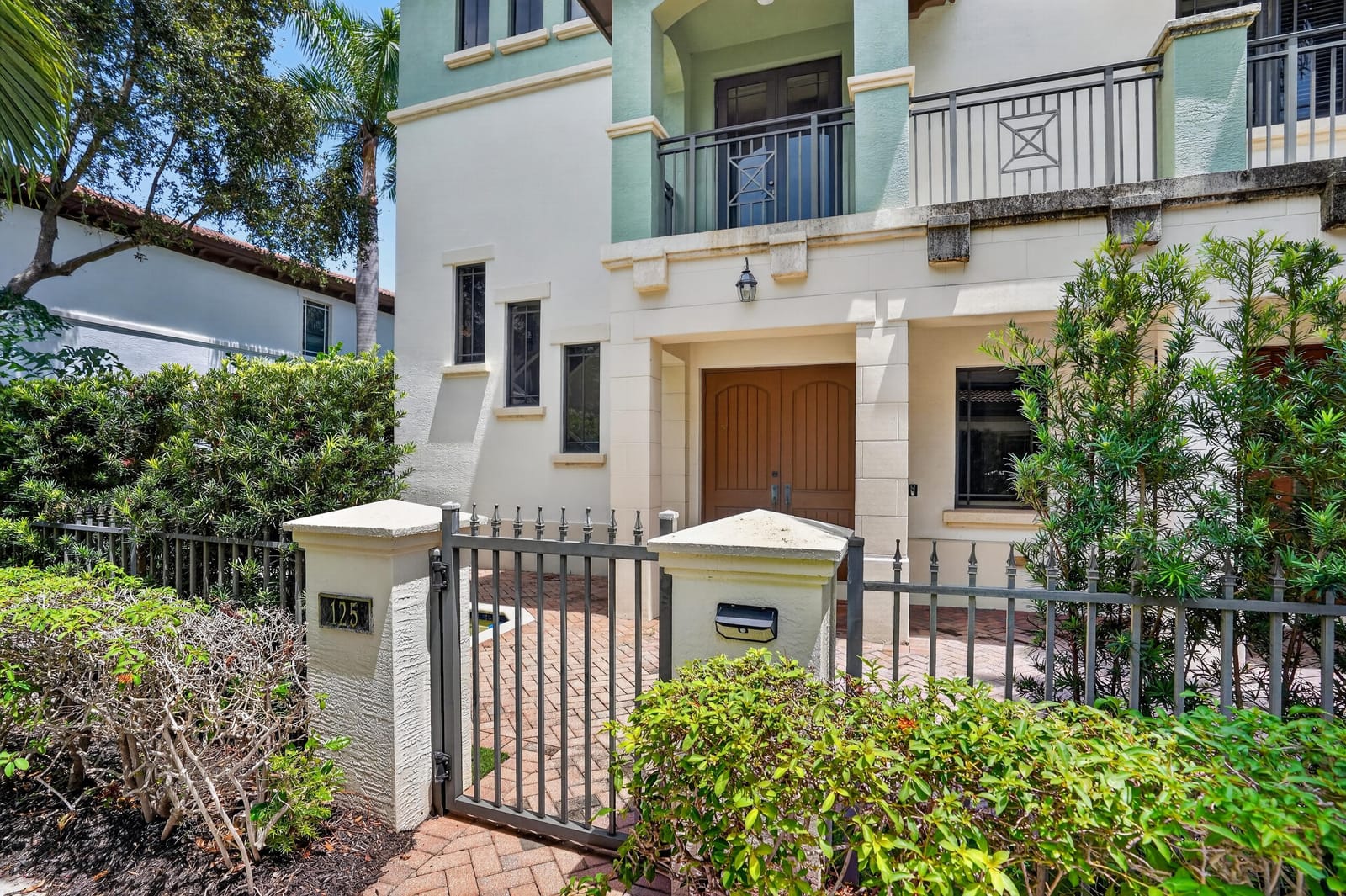 125 NW GARDENER Street, Boca Raton, FL 33432 photo 6