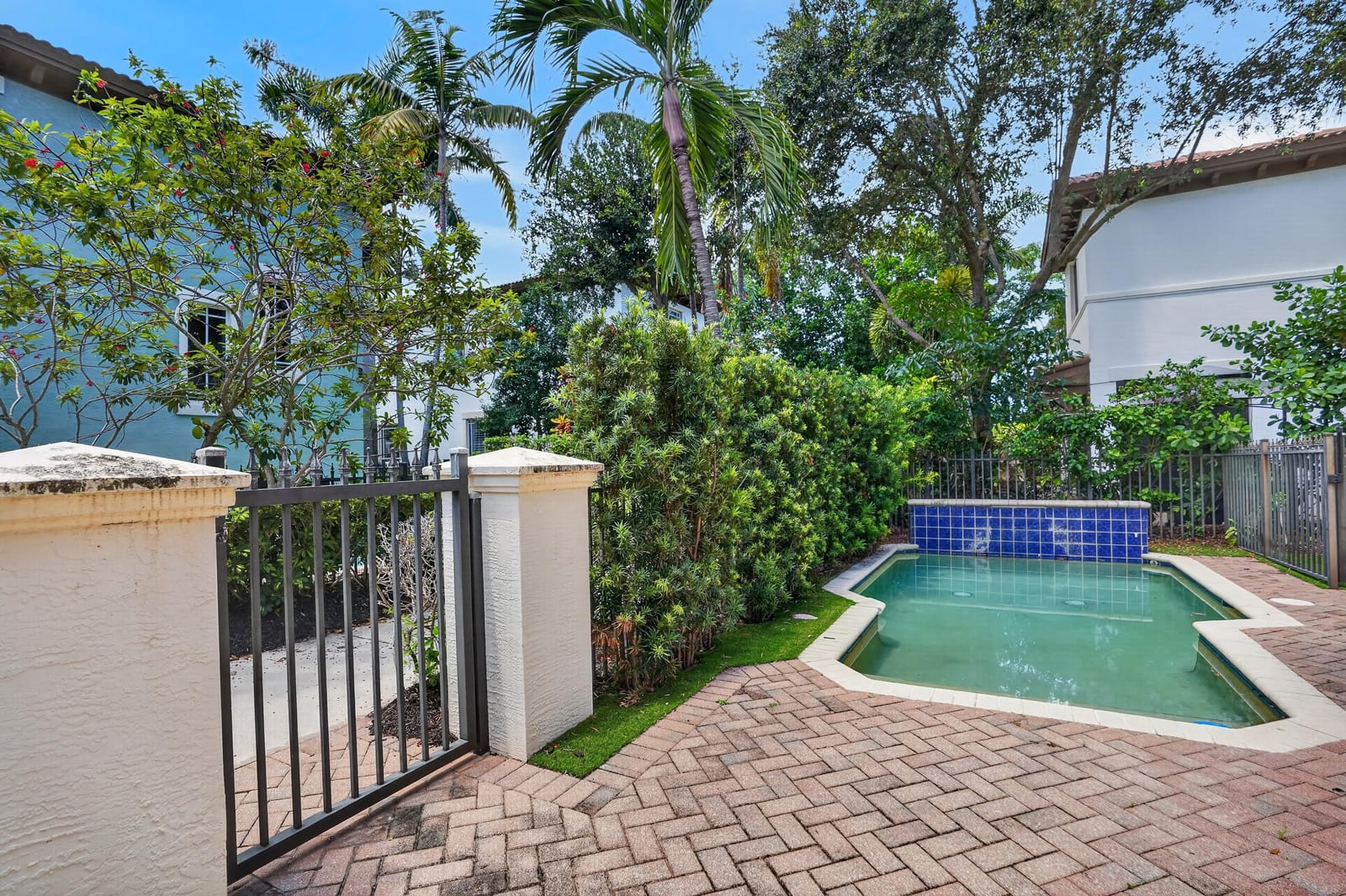 125 NW GARDENER Street, Boca Raton, FL 33432 photo 10