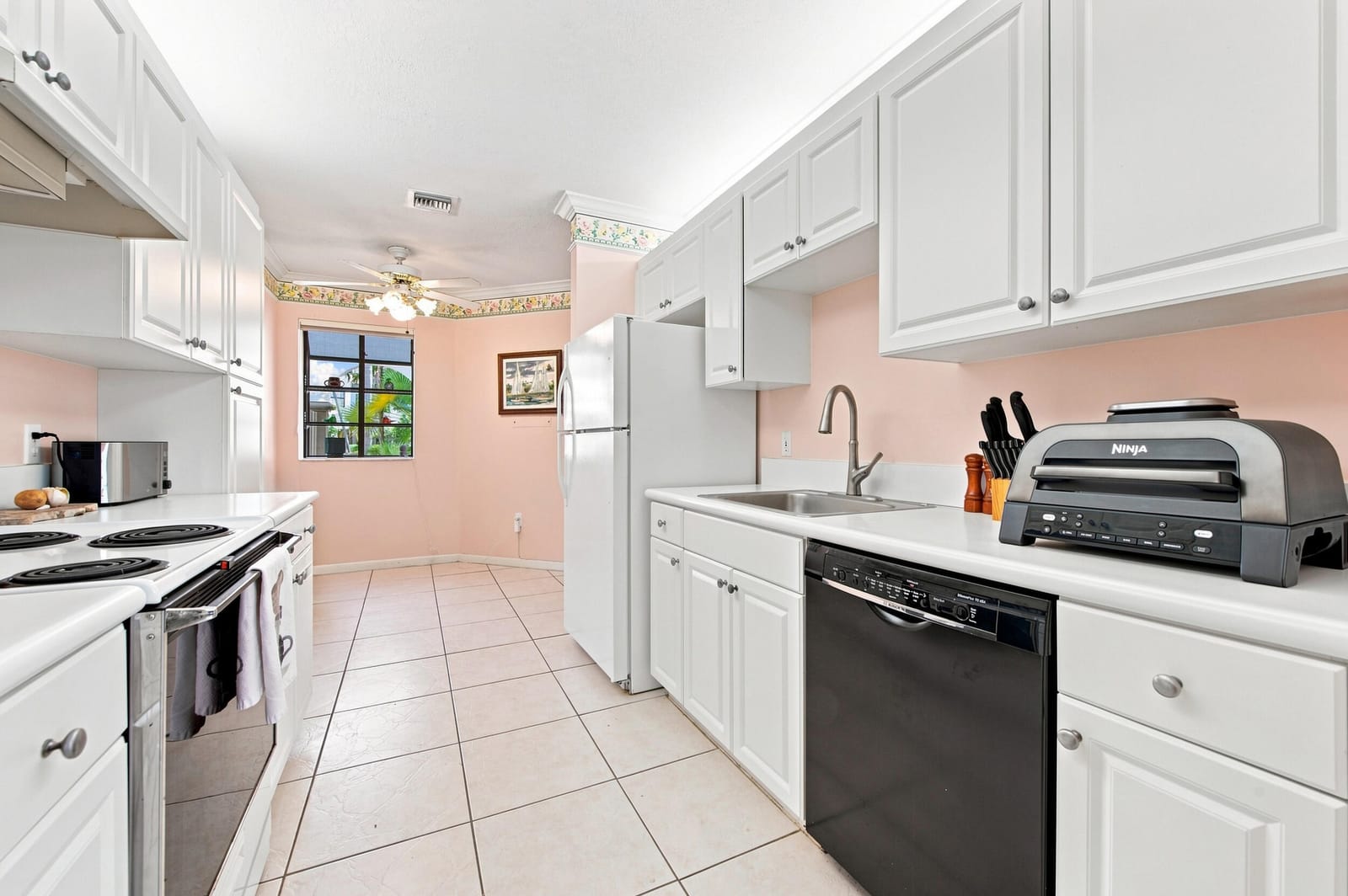 5219 EUROPA Drive E — photo 10