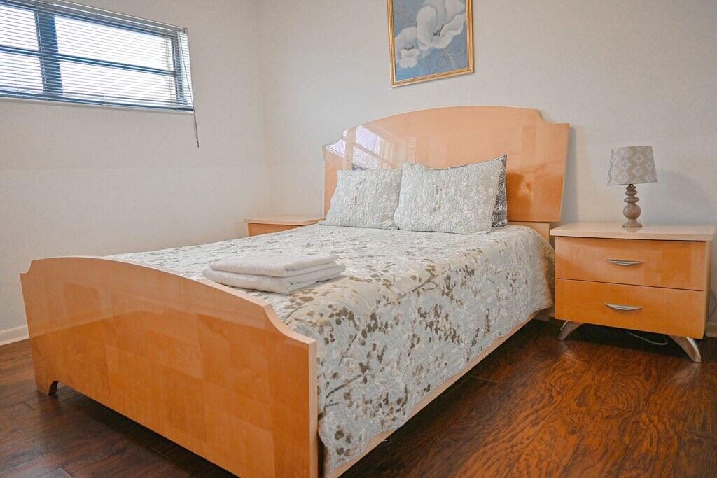 1104 WASHINGTON Street, Hollywood, FL 33019 photo 19