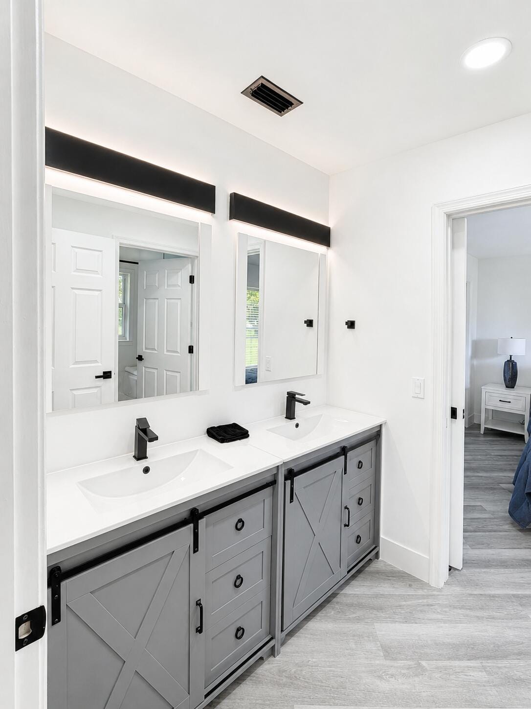 15545 Meadow Wood Drive — photo 11