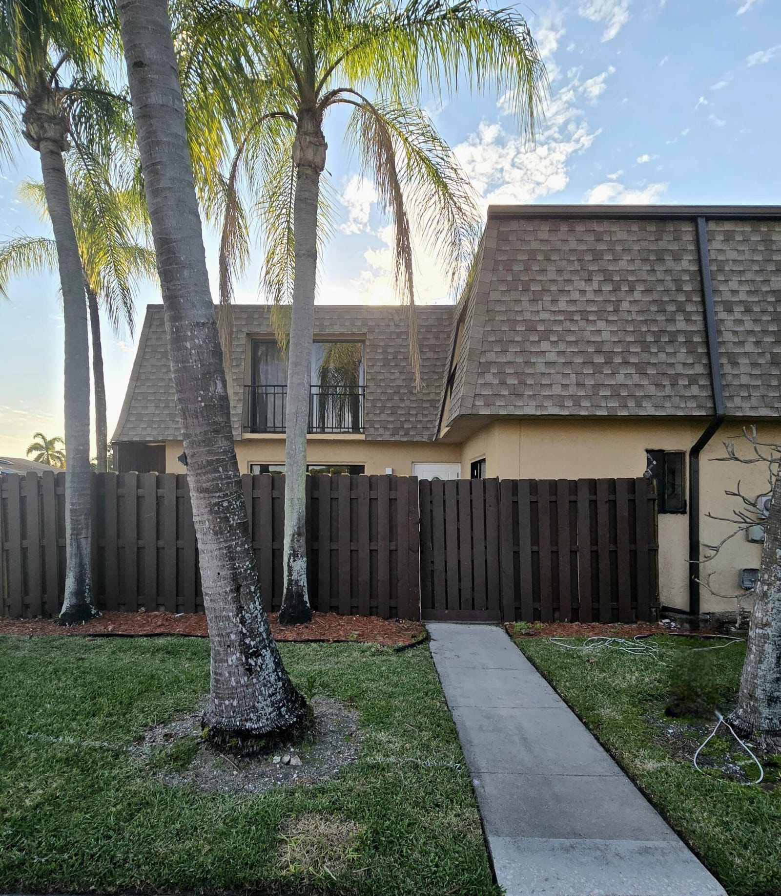 4204 WATERVIEW Circle, Palm Springs, FL 33461 photo 2