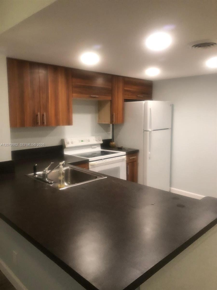 3700 N Pine Island Road 202, Sunrise, FL 33351