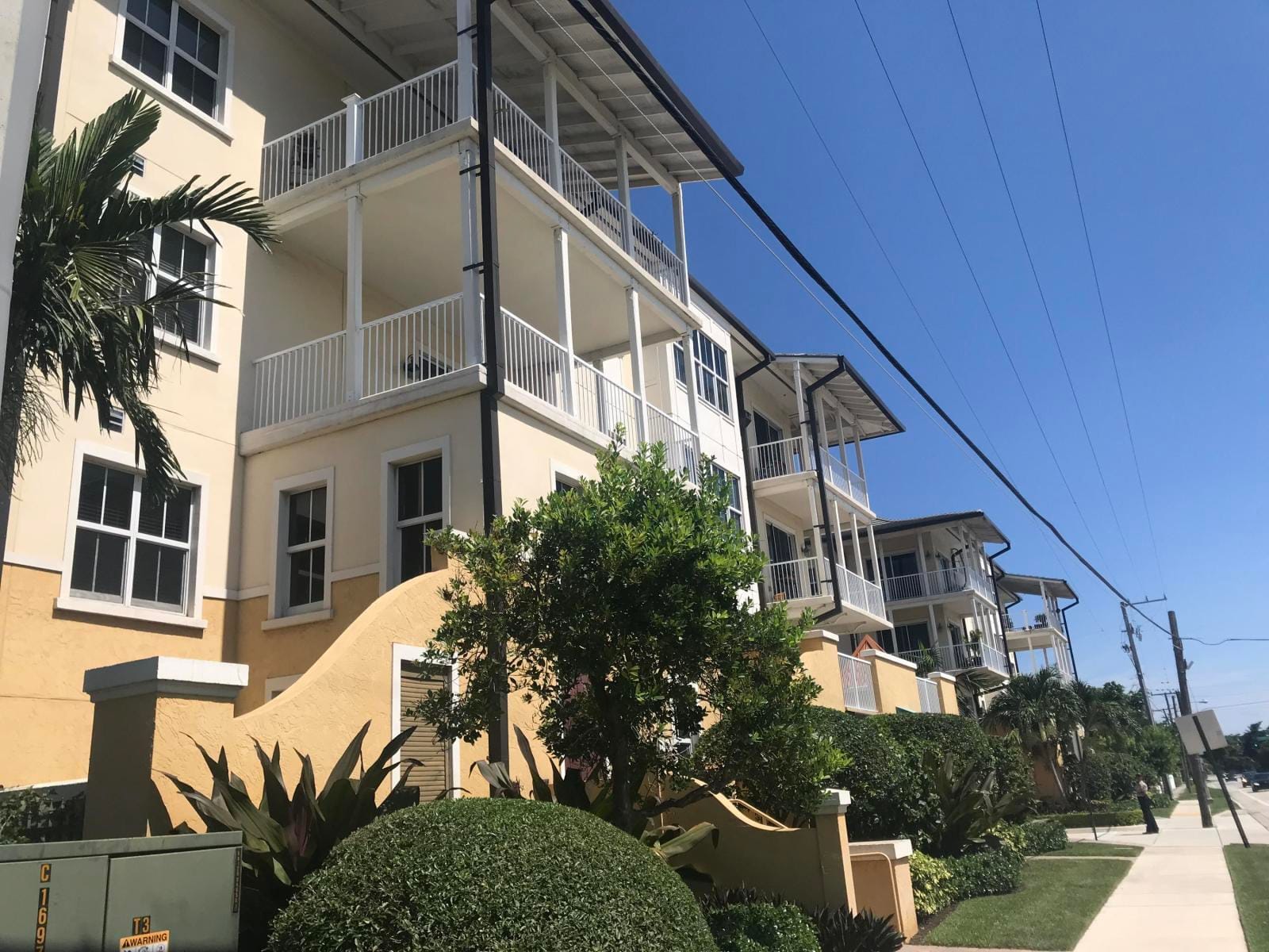 3960 N Flagler Drive 304, West Palm Beach, FL 33407