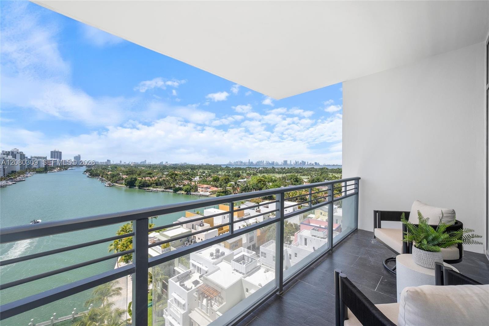 6101 Aqua Avenue PH11A — photo 9